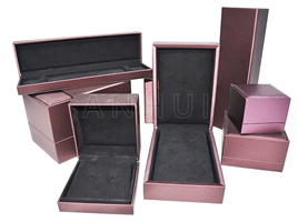 Jewelry box